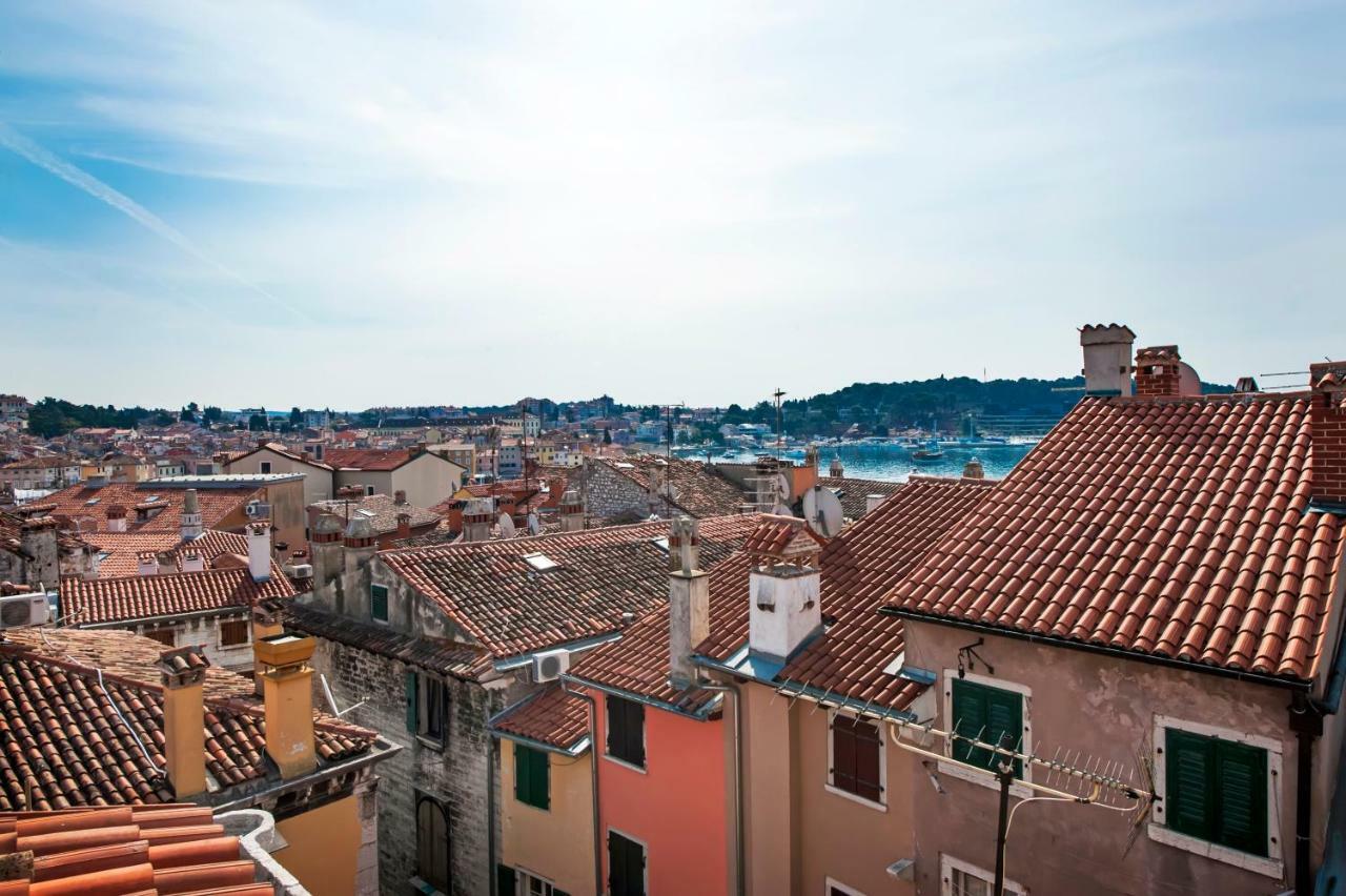 Studio Apartment Sunce Rovigno Esterno foto